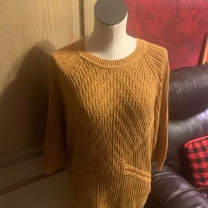 Gold shaker knit patterned sweater, new never worn.